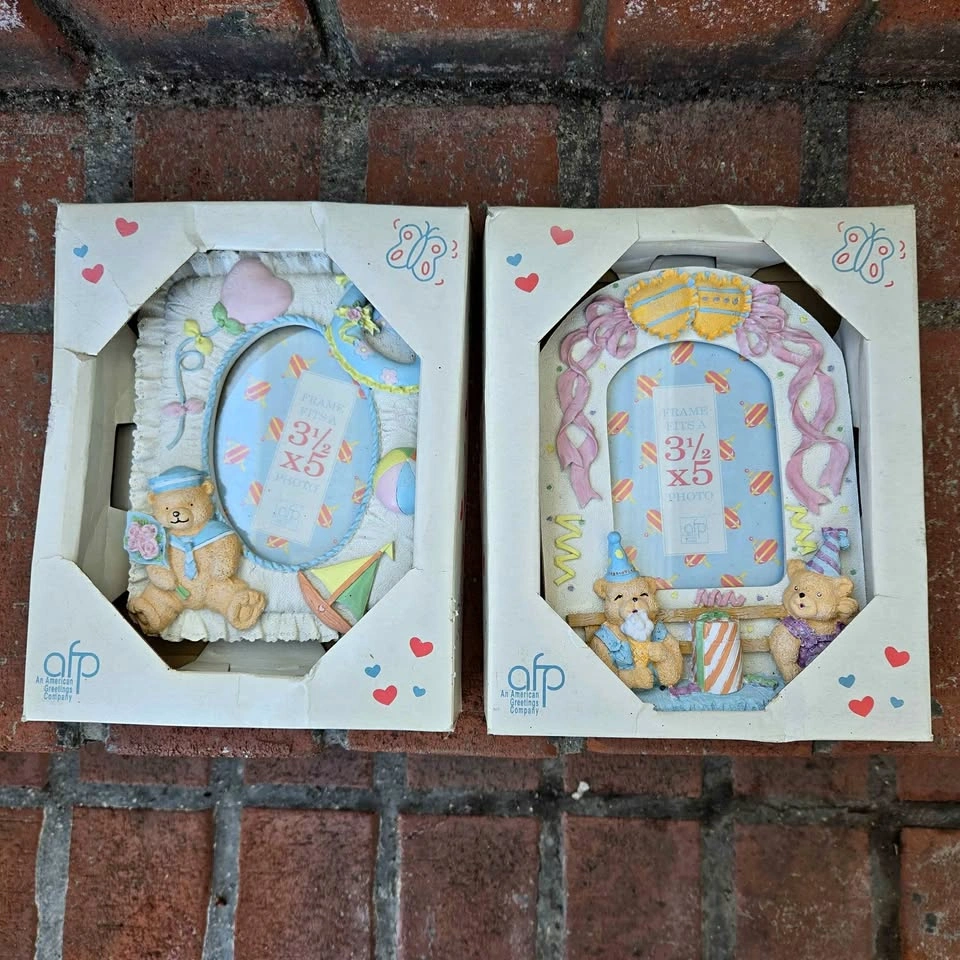 2 Picture Frame Set