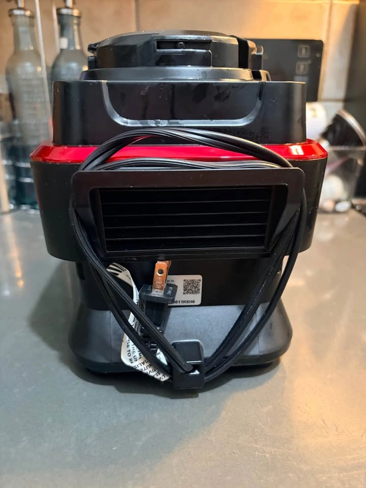 Ninja Professional 1000W Blender (9-Cup) – Works Great - photo 3