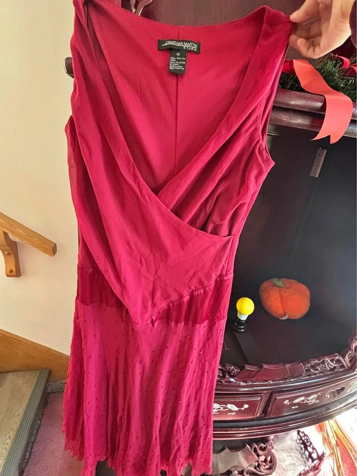 Gorgeous Jonathan Martin Red Silk Midi Dress Size 6
