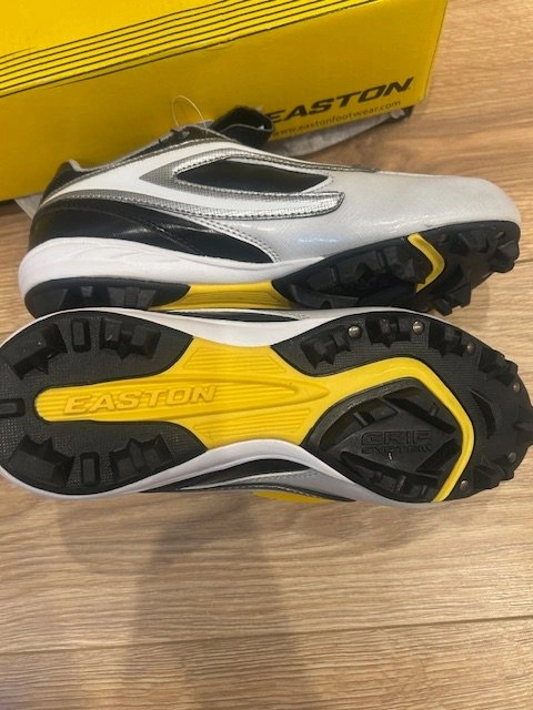 Easton Women's Softball / Baseball Cleats | Black & White - photo 5