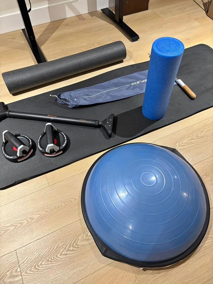 UPDATED - Home Gym Bundle – Mat, Pull-Up Bar, BOSU, Foam Rollers