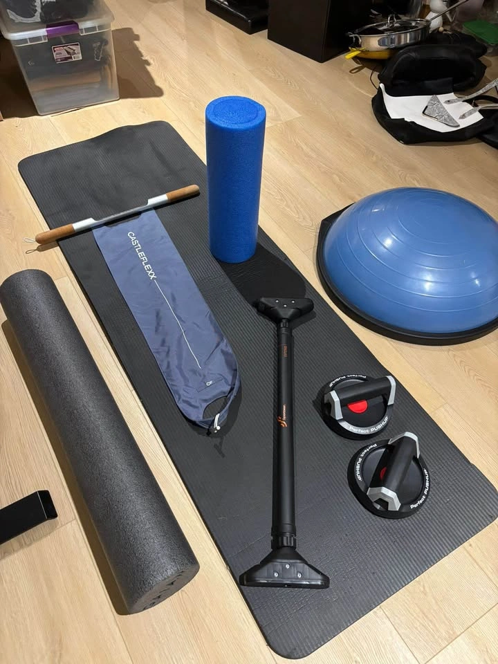 UPDATED - Home Gym Bundle – Mat, Pull-Up Bar, BOSU, Foam Rollers - photo 3