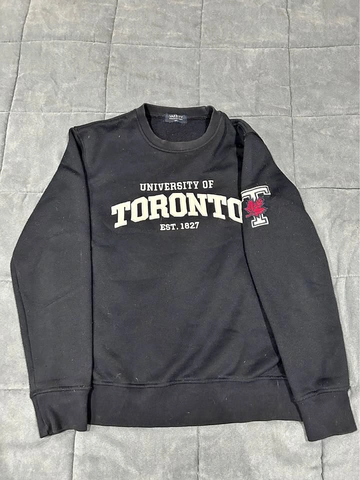 UofT pullover hoodie