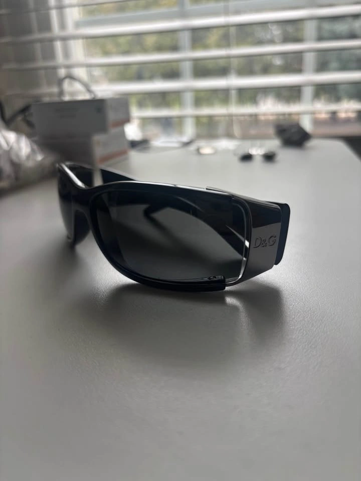 Dolce & Gabbana D&G Sunglasses – Black/Silver Wraparound - photo 3