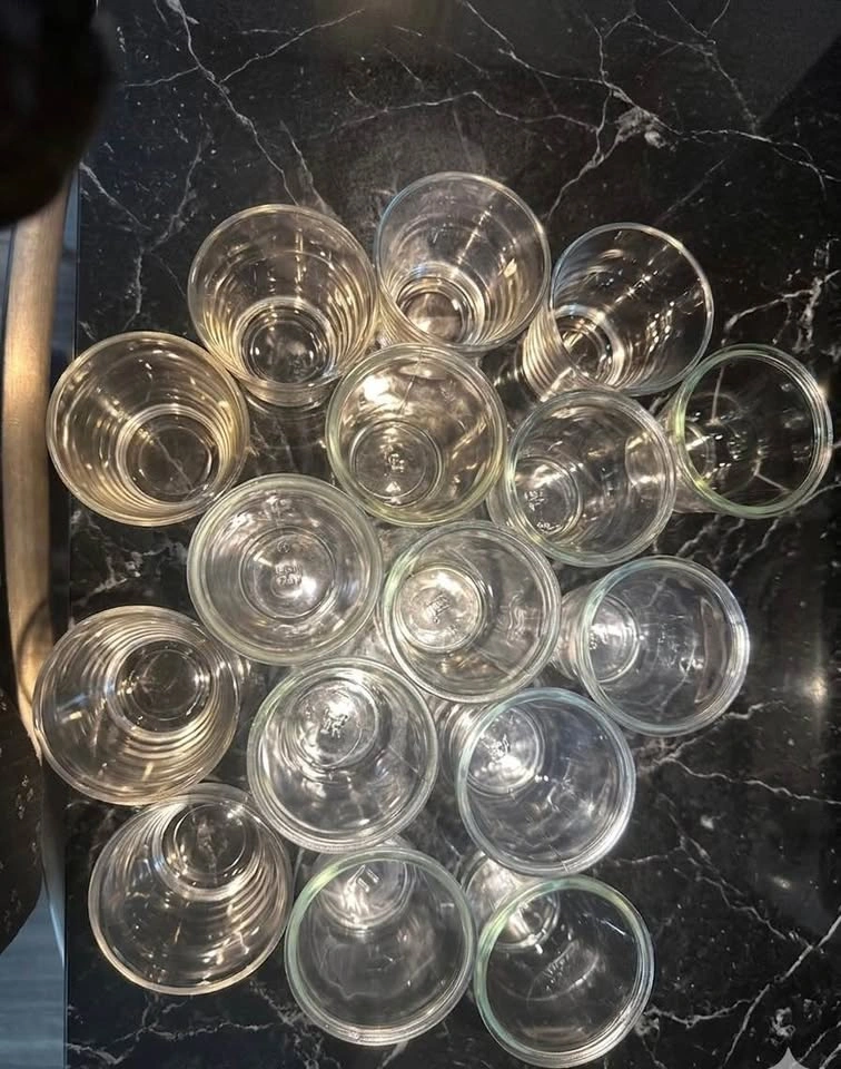 10 + 6 Dessert / Drink Glasses - photo 2
