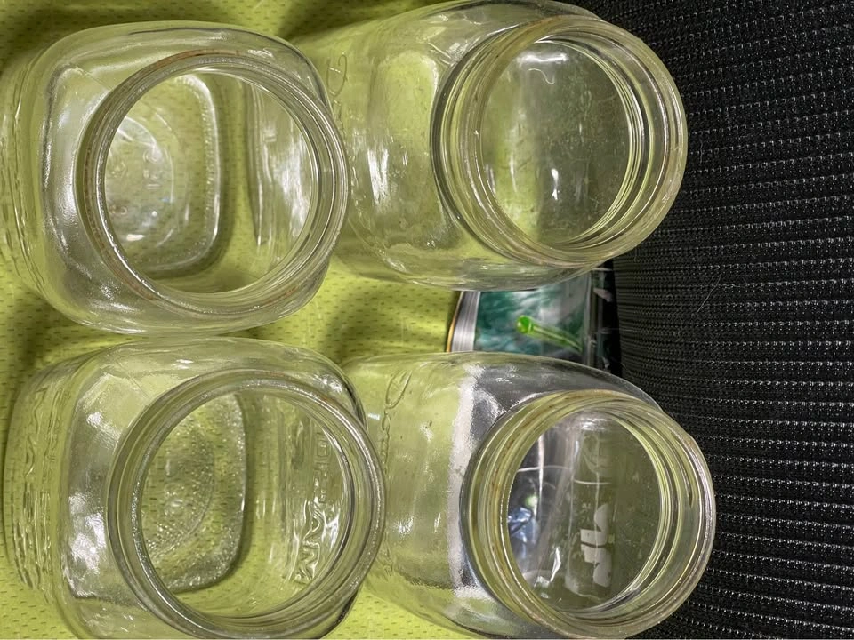 Vintage Mason Jars - Made in Canada - photo 2