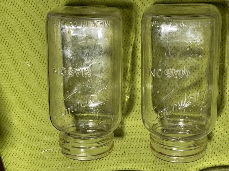 Vintage Mason Jars - Made in Canada - photo 4