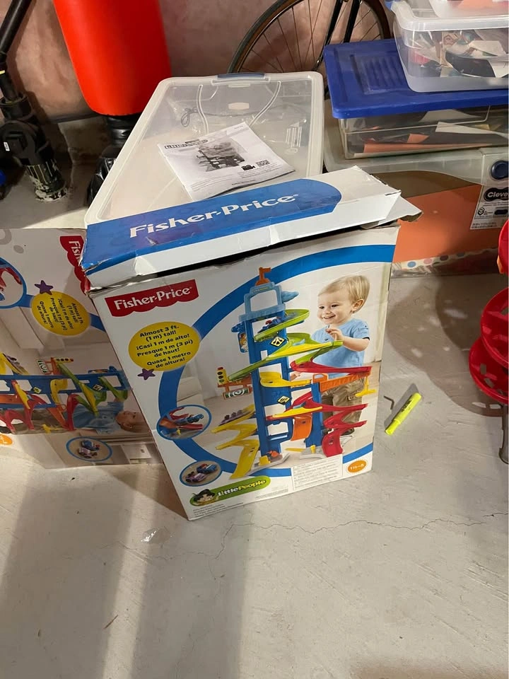 Fisher Price Car Ramp - photo 3