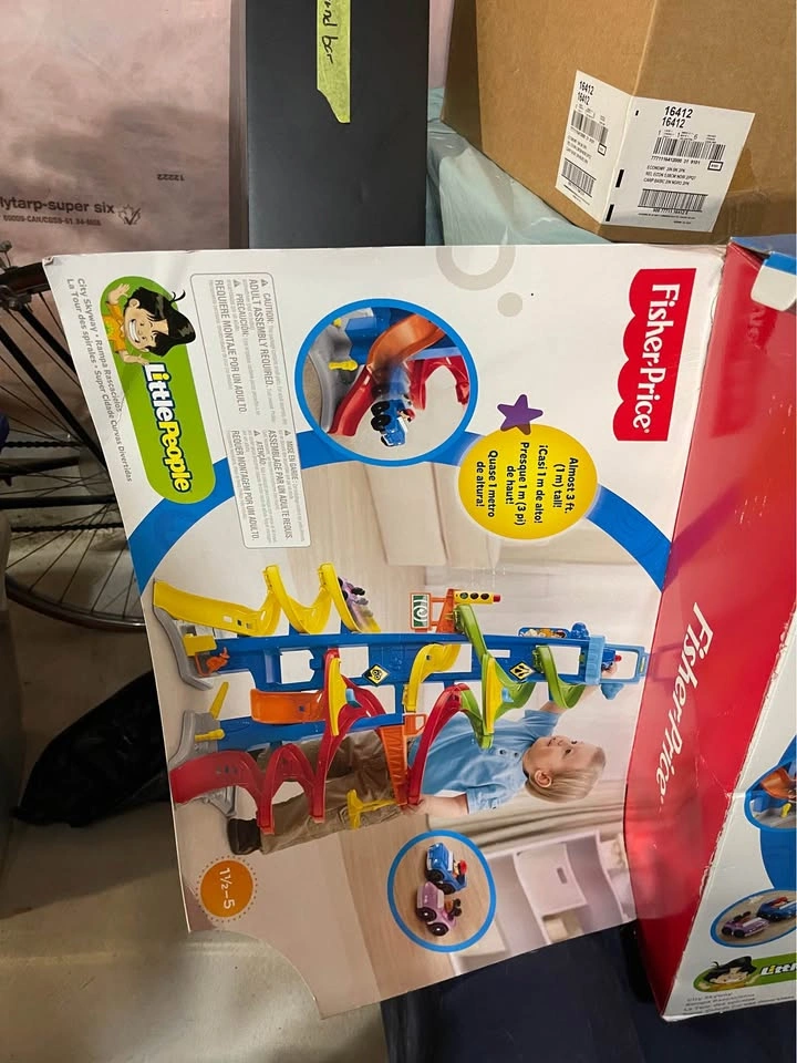 Fisher Price Car Ramp - photo 4