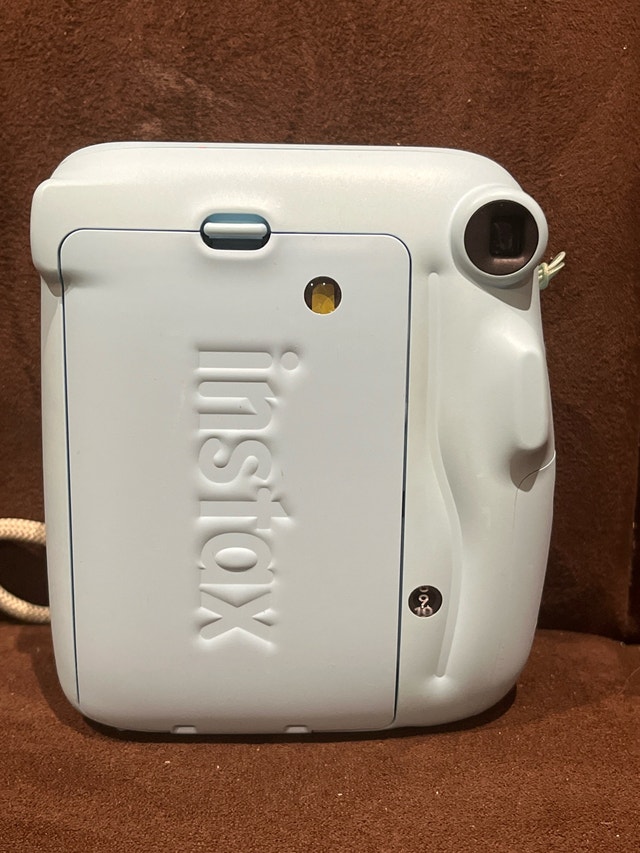 Instax Mini 11 Polaroid Camera - photo 2
