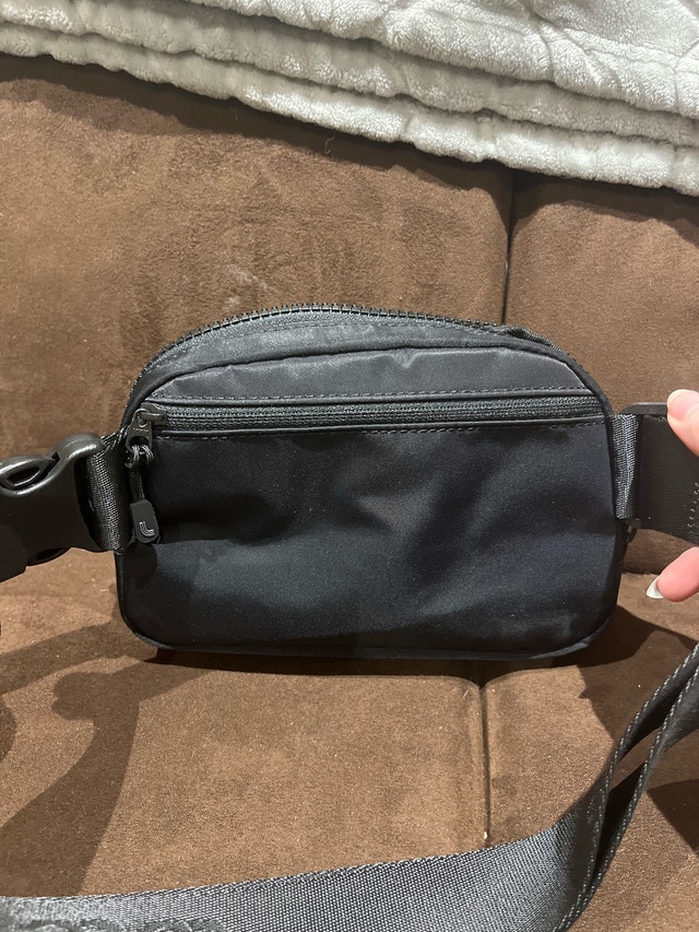 Black crossbody bag - photo 3