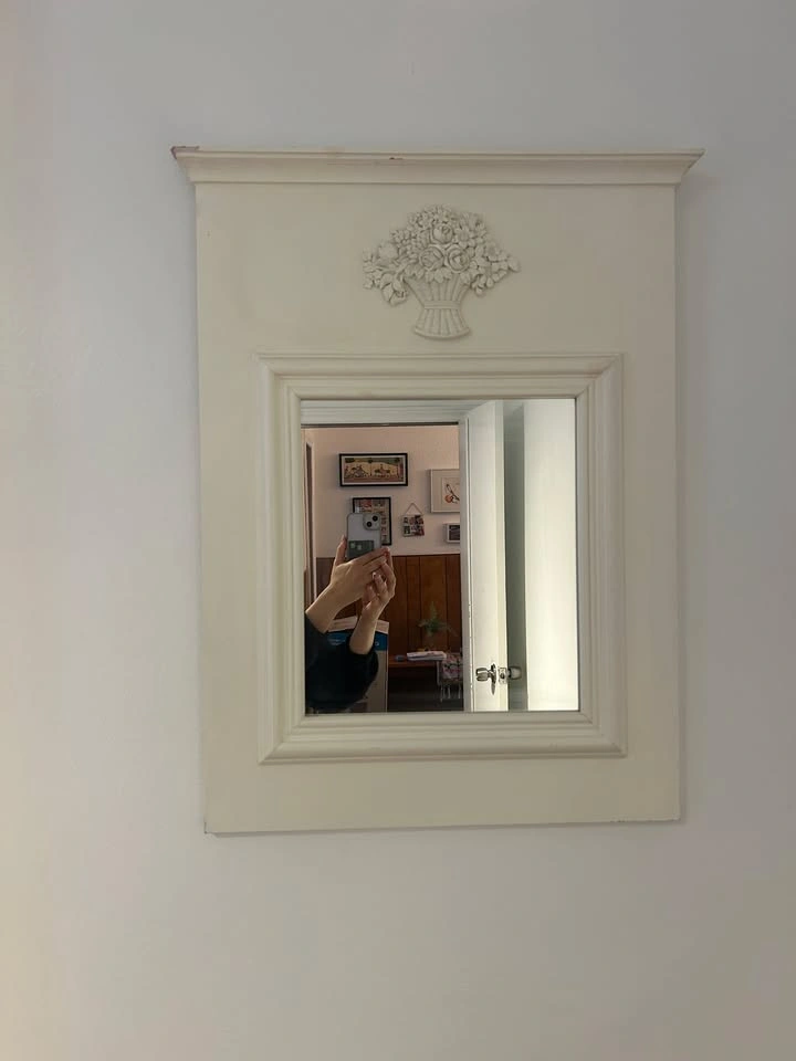 White French Style Wall Mirror — Floral Detail - photo 3