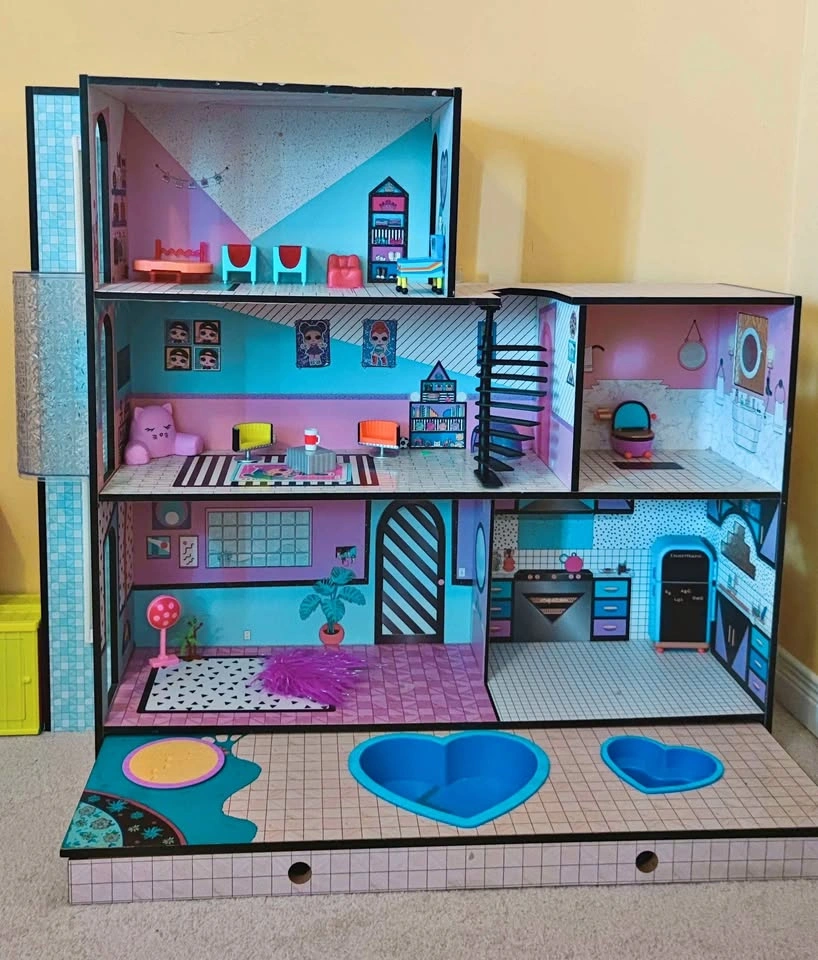 Lol doll house