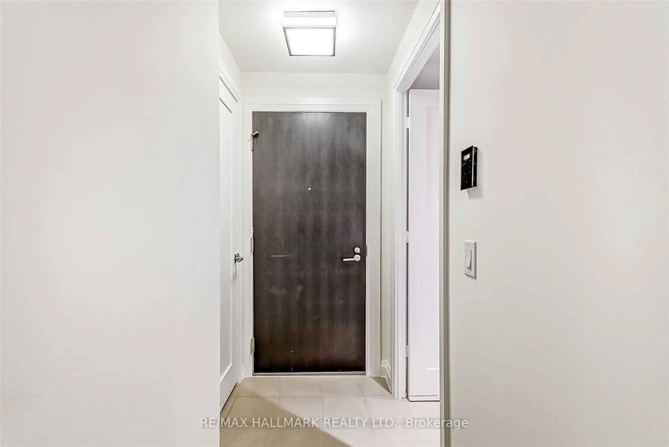 2 Beds 2 Baths Apartment - photo 2