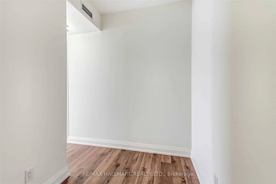 2 Beds 2 Baths Apartment - photo 4