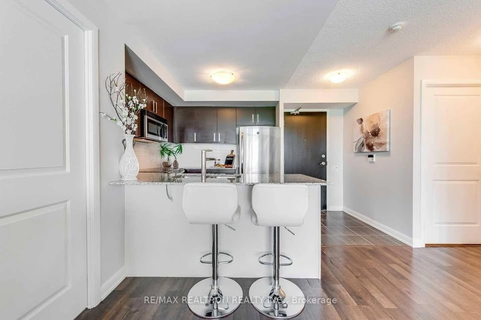 2 Beds 2 Baths Apartment - photo 4