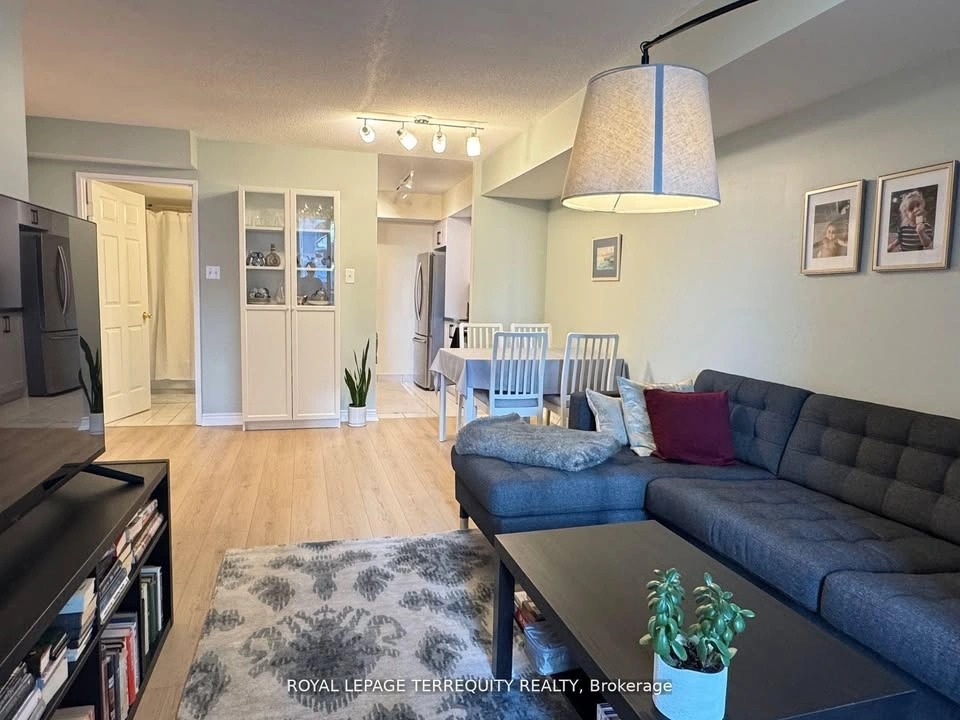 1 Bed 1 Bath Apartment - photo 4