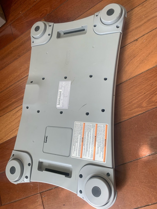 Wii Fit Balance Board - photo 2