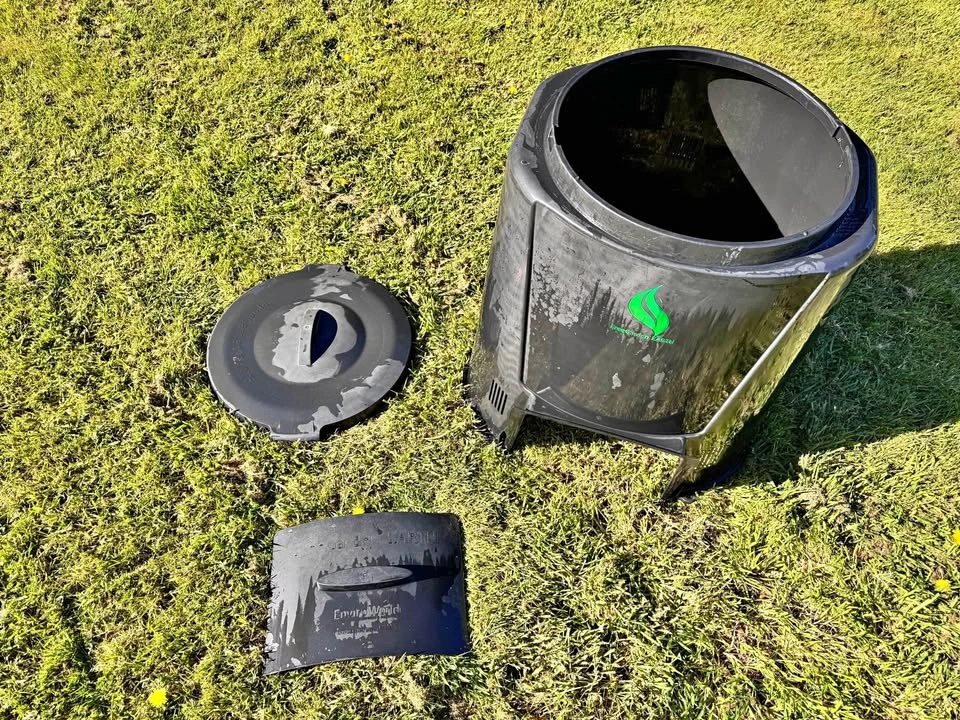 FreeGarden Earth Compost Bin