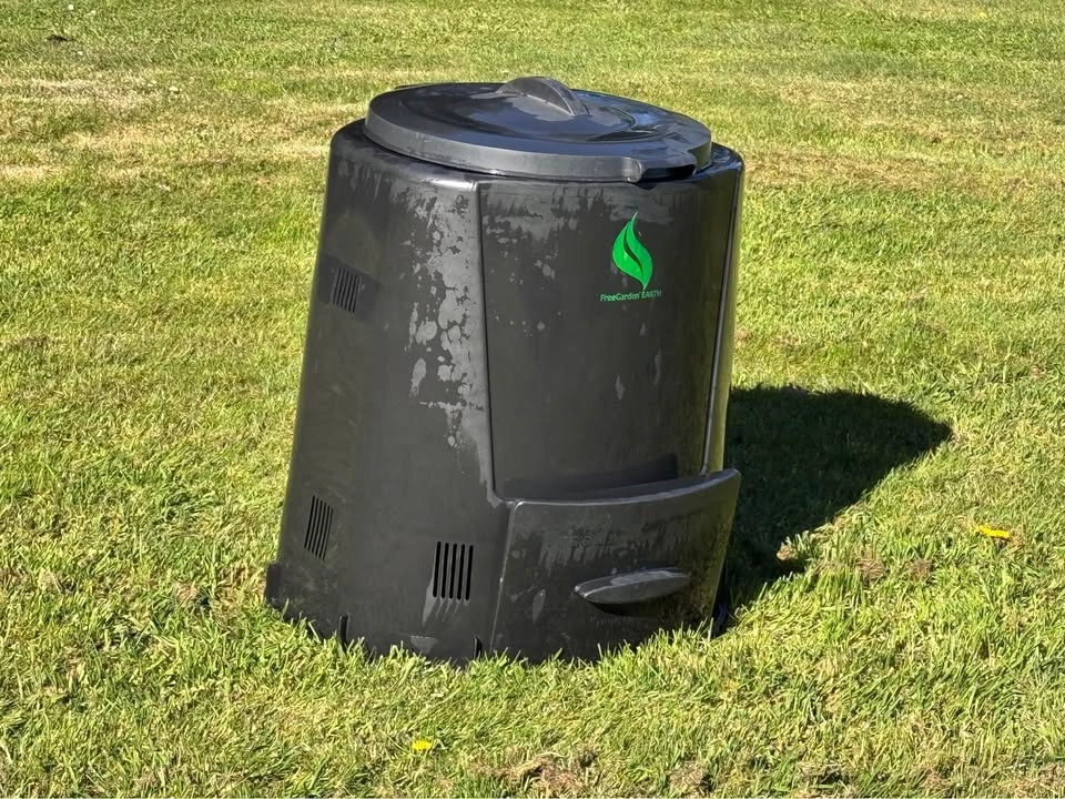 FreeGarden Earth Compost Bin - photo 2