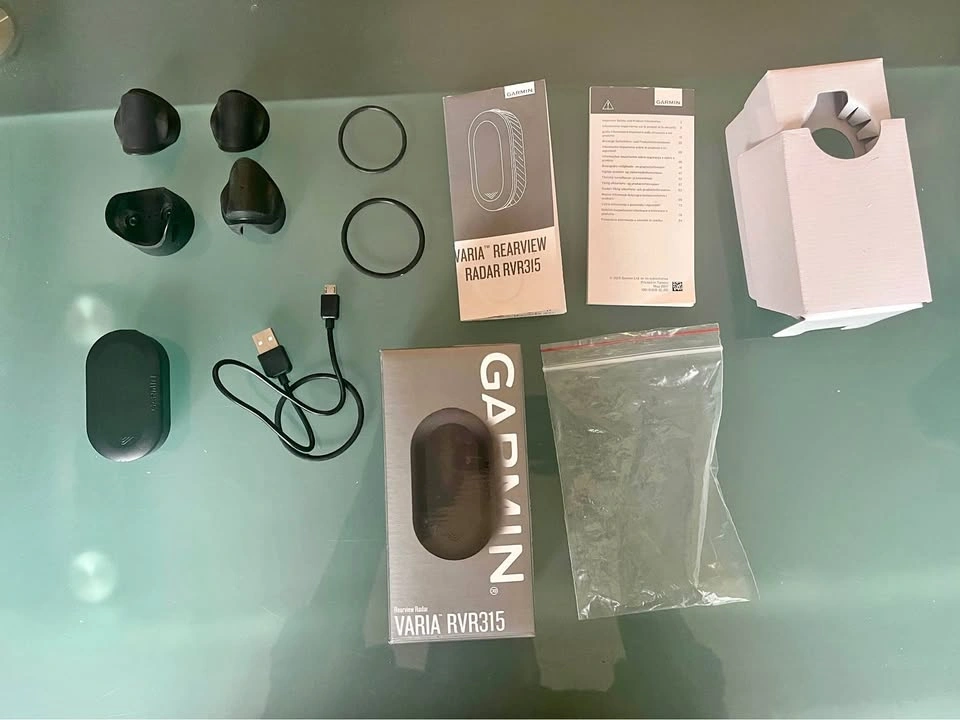 Garmin Varia RVR315 Cycling Rearview Radar w/ Box