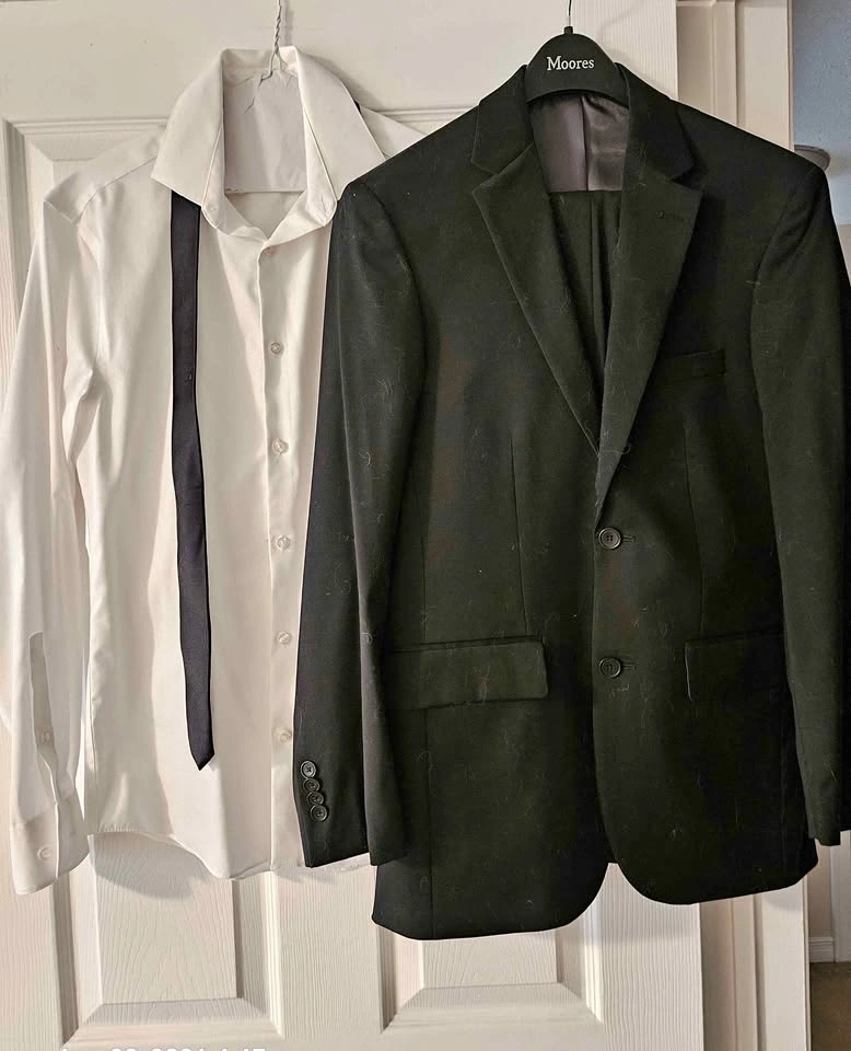 Young Men's Black Suit, Shirt & Tie, Slim Fit