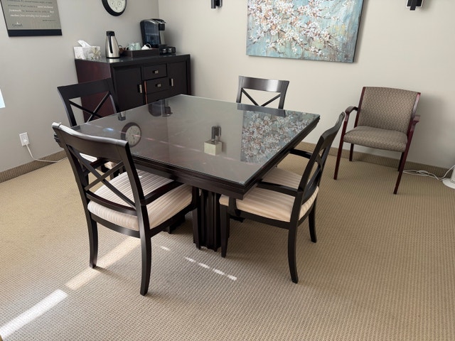 Dining Room Set from The Art Shoppe - photo 2