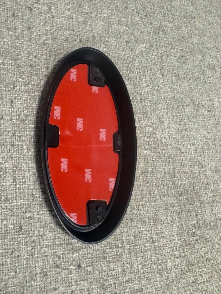 Subaru Front Emblem Overlay - Gloss Black w/ Blue Stars - photo 3