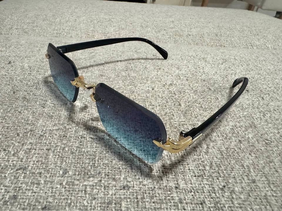 Retro Rimless Sunglasses – Blue/Green Gradient Lens (Unisex)
