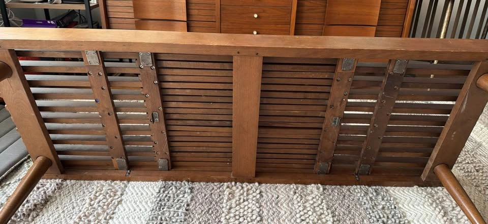 MCM Midcentury Modern Slatted Extendable Coffee Table - photo 4