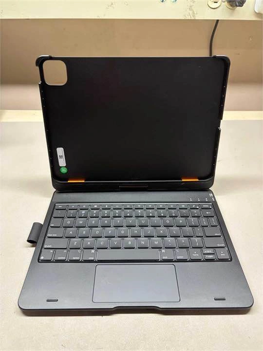 Touch Keyboard Case for iPad Air 11-inch - photo 3