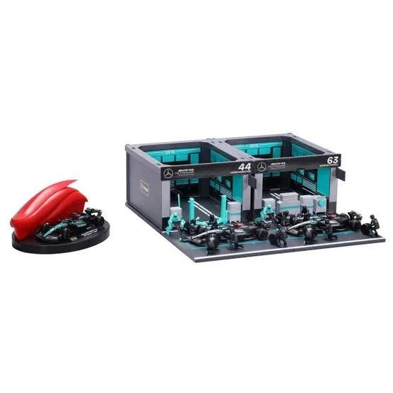 1:43 Mercedes-AMG F1 Deluxe Paddock Set | 3 Cars | Pit Crew - photo 3