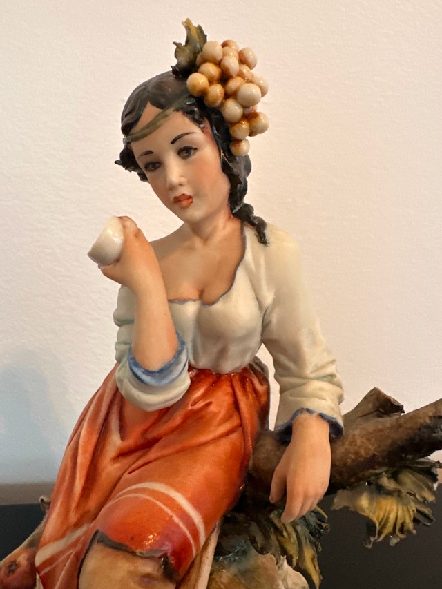 Porcelain Figurine "Autumn" by Luciano Cazzola - photo 5
