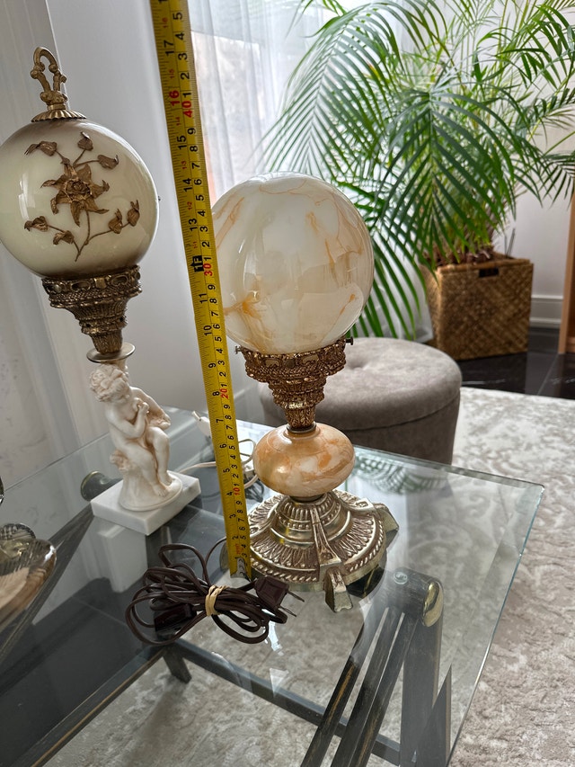 Table lamp. - photo 5