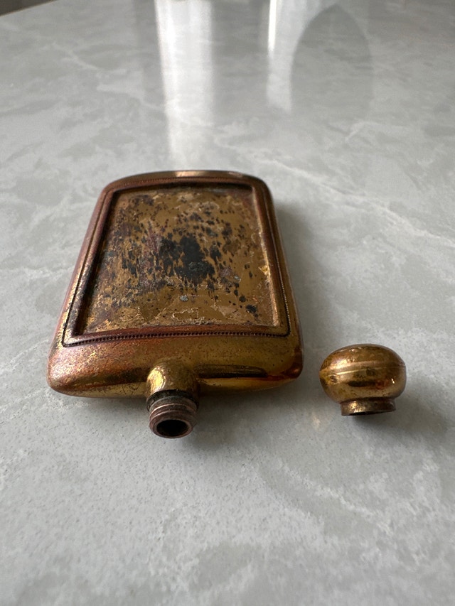 Vintage tiny brass perfume bottle. - photo 4