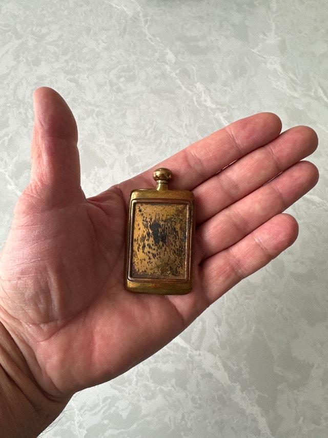 Vintage tiny brass perfume bottle. - photo 5