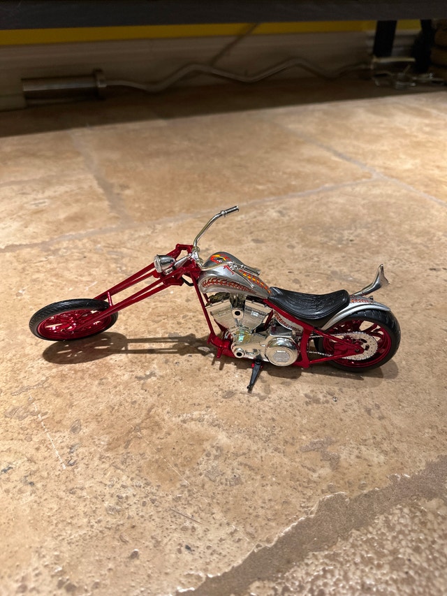 NewRay Custom Red Chopper 1:12 Die-Cast Model