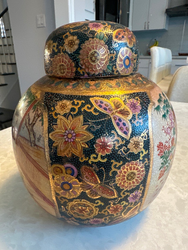 Satsuma Ginger Jar - Hand-Painted Figures & Florals - photo 3