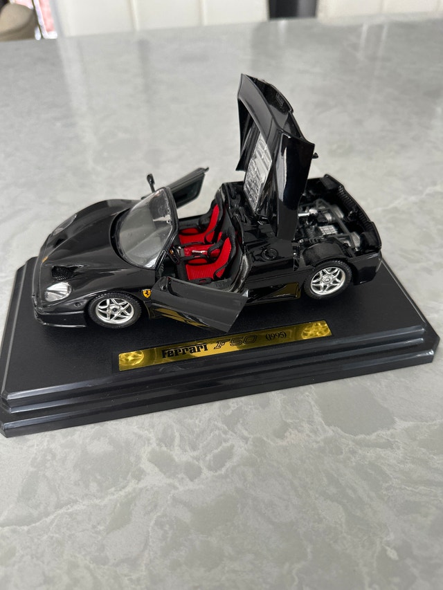 Rare Bburago 1:24 1995 Ferrari F50 Diecast Made in Italy - photo 3