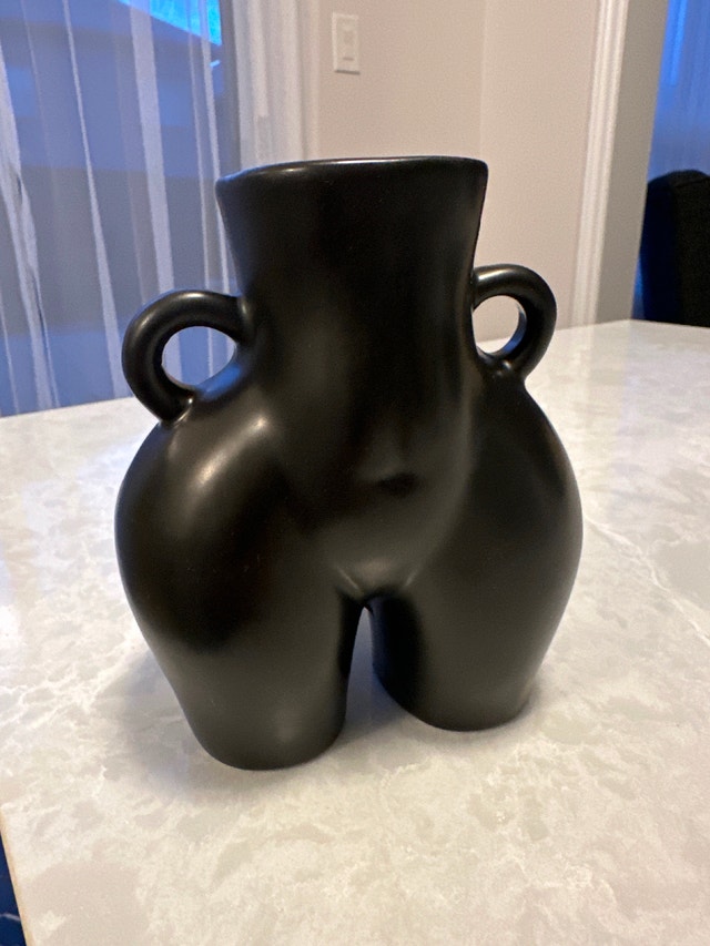 Ceramic vase