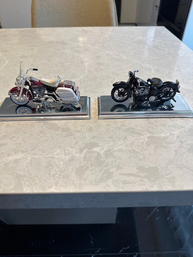 Harley-Davidson Motorcycles 1/18 Diecast Maisto Models - photo 4