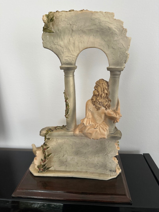 Capodimonte vintage figurine - photo 2
