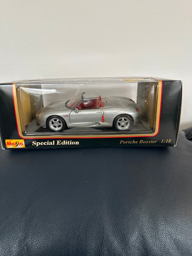 Porsche Boxster - Maisto 1:18 Special Edition Die-Cast model - photo 2