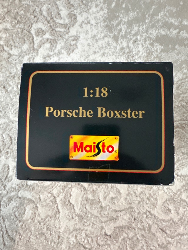 Porsche Boxster - Maisto 1:18 Special Edition Die-Cast model - photo 4