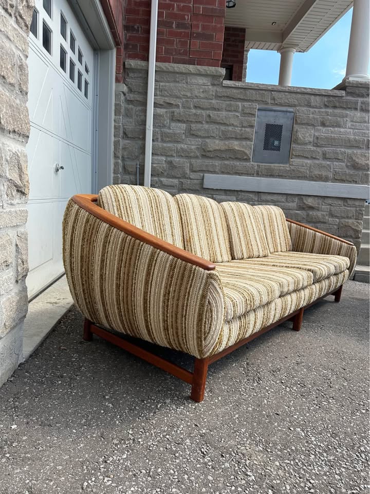 R.Huber barrel (tub) sofa - photo 3