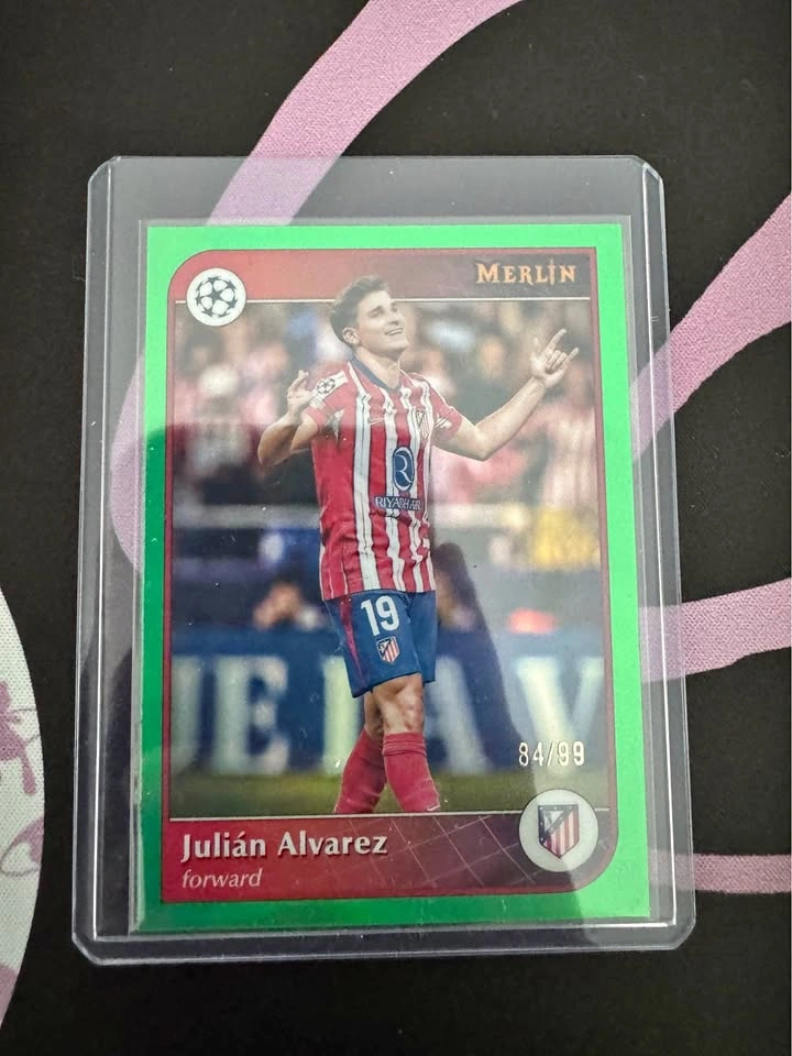 TOPPS Merlin Julián Alvarez Green Insert 84/99 #142