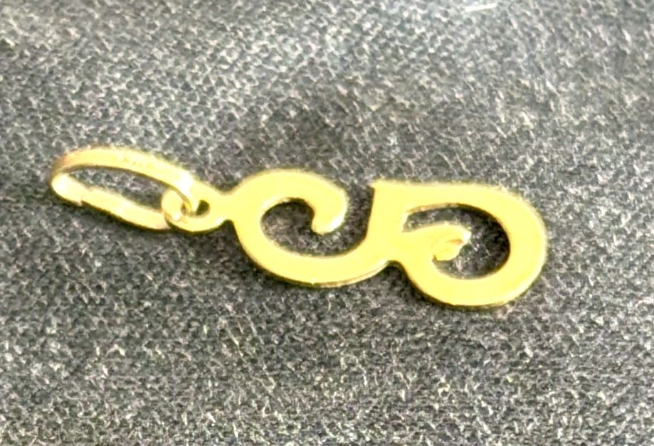 14K Yellow Gold Initial G Pendant (Lowercase Fancy Script) - photo 3