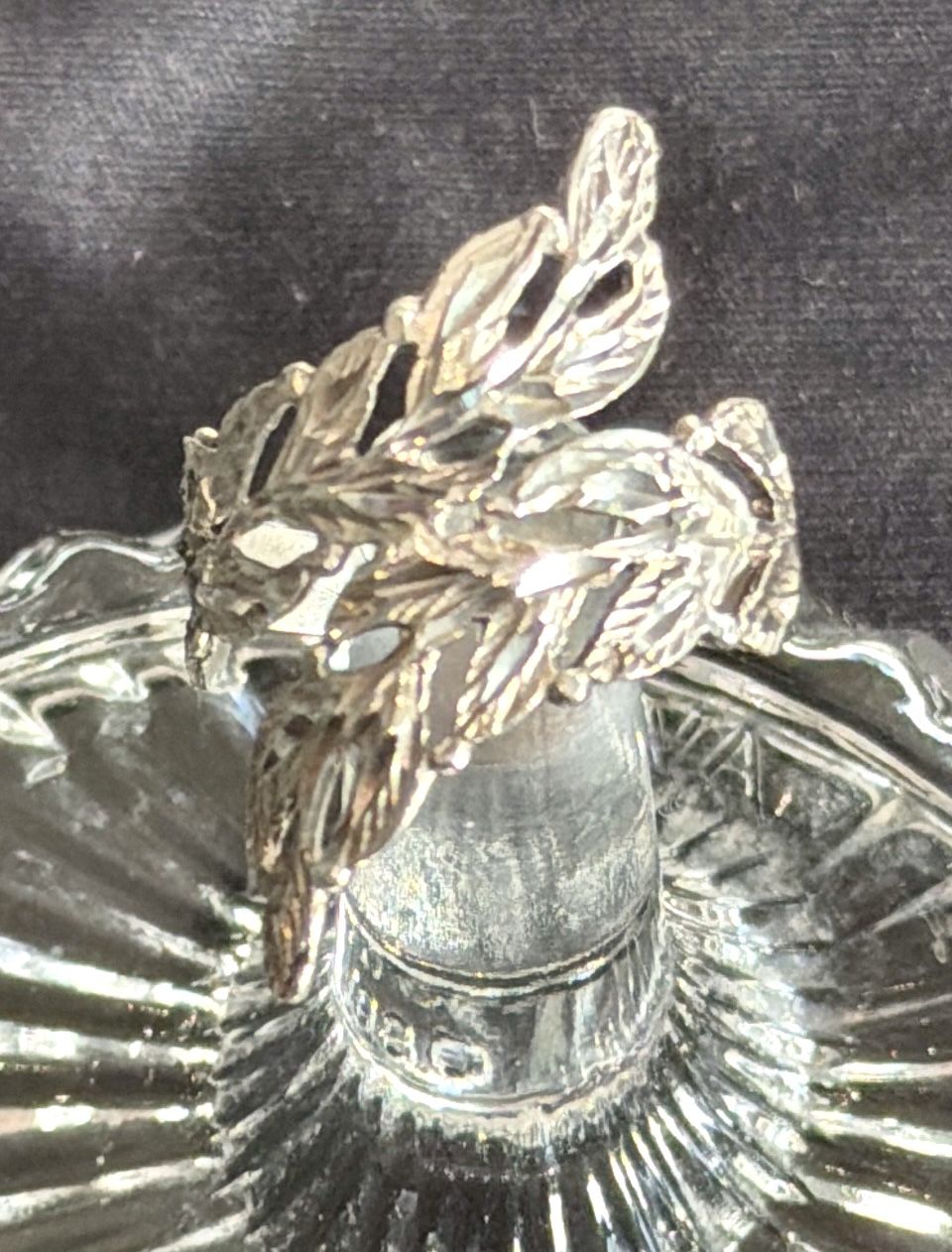 14K White Gold Leaf Bypass Ring - Vintage Diamond Cut - photo 5