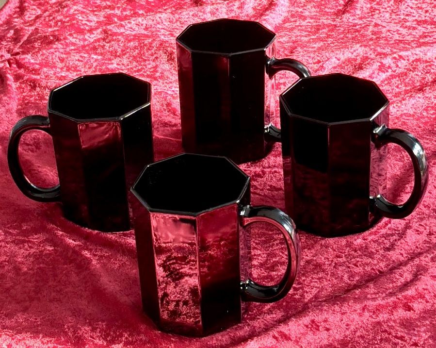 Arcoroc Octime Black Glass Mugs - Set of 4 (1980s, New) - photo 4