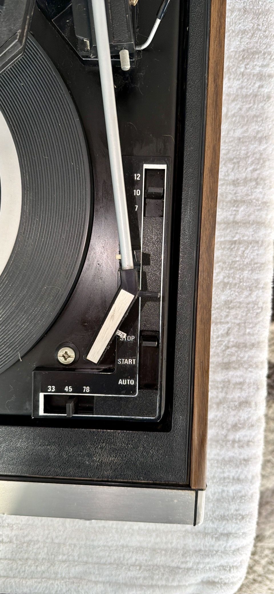 Sears Solid State AM/FM 8 Track Player Stereo w/ Turntable - photo 3
